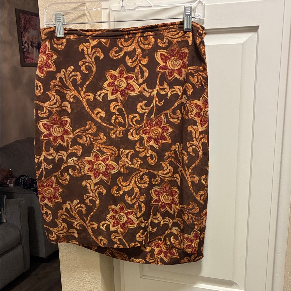 Vintage Amanda Smith pure silk 100% silk fall floral wrap skirt